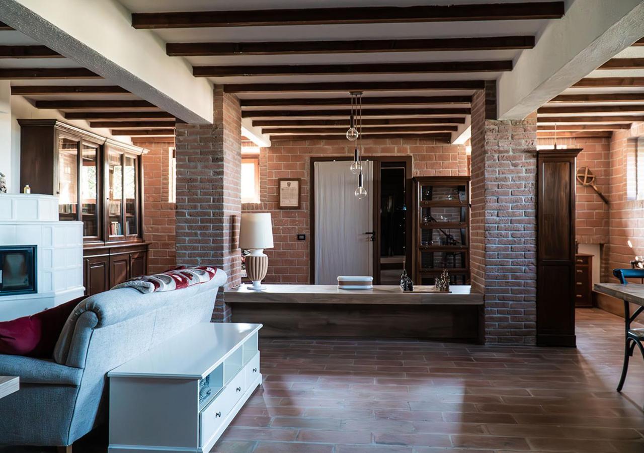 Casale Gambini Apartment Quattro Castella ภายนอก รูปภาพ
